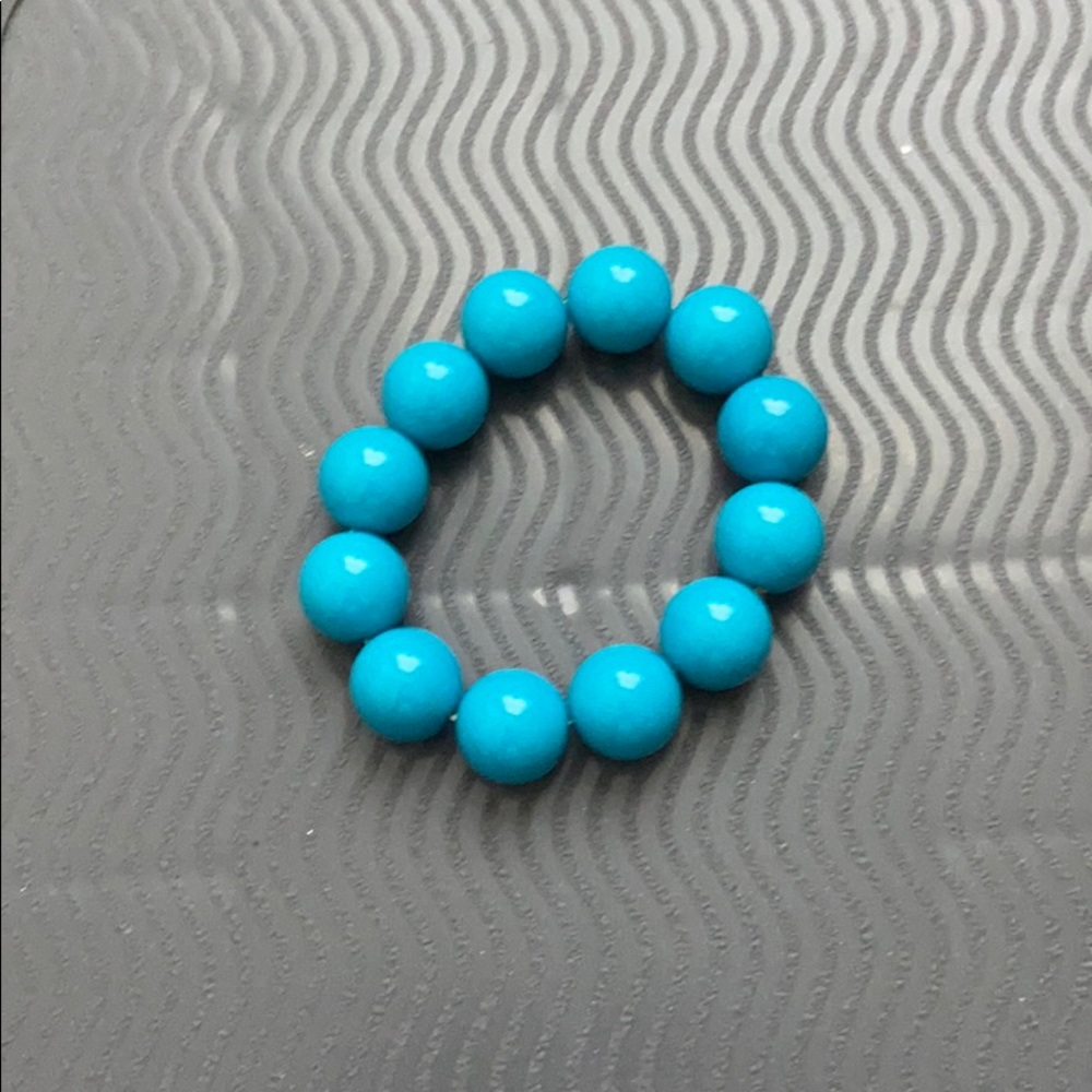 Bracelets - Picture 2 of 4